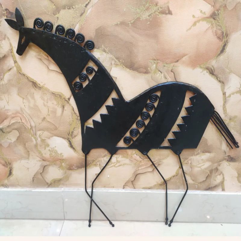 Black Wrought Iron Horse Sculpture, for Gifting, Home, Office, Style : Antique