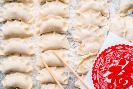 Frozen Paneer Momos, for Home, Feature : Hygienically Packed