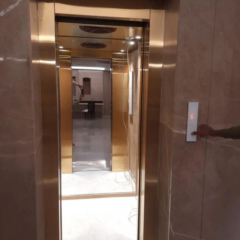 Automatic Door Elevator