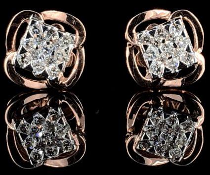 AUT1824 Diamond Stud Earrings, Packaging Type : Velvet Box