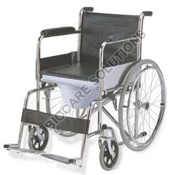 Polished Commode Wheelchair, for Handicaped Use, Frame Material : Metal