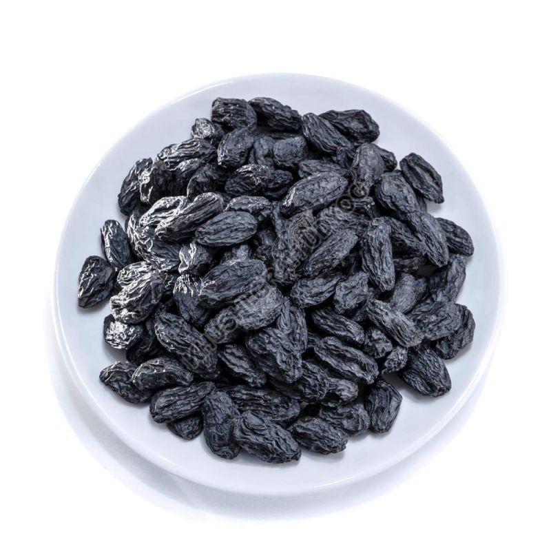 black raisins