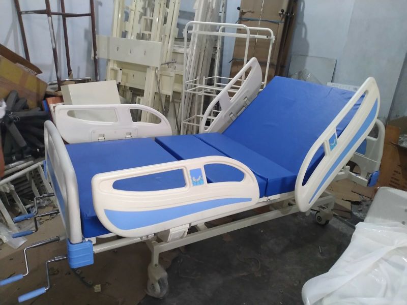 Polished Mild Steel ICU Bed for Hospital