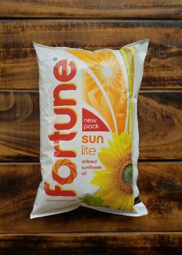 Fortune Sunlite Refined Sunflower Oil (1LTR), Packaging Type : Pouched