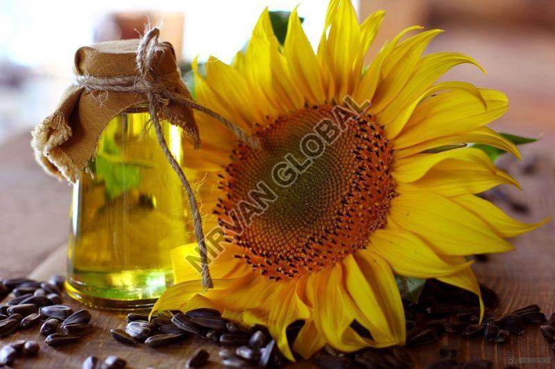 Refined Sunflower Oil, For Cooking, Packaging Type : Plastic Gallon