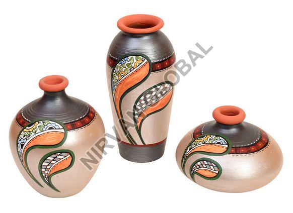 Common Tribal Art Silver Handpainted Vases, Packaging Type : Carton Box