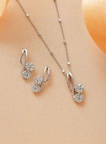 Real Diamond Necklace Set, Packaging Type : Box