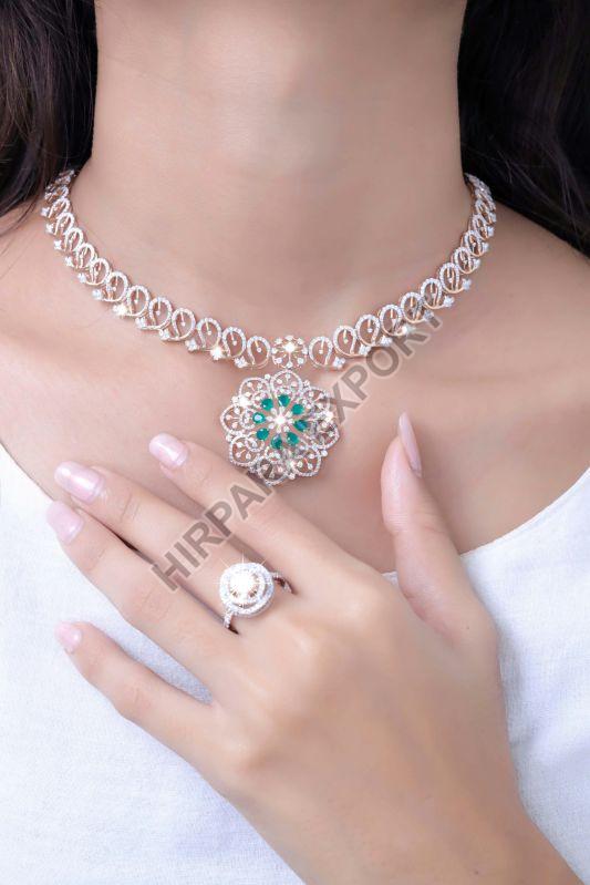 Designer Natural Diamond Necklace, Packaging Type : Velvet Box