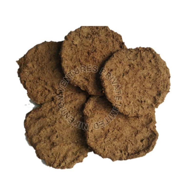 Brown Cow Dung Cake, for Agricultural Religious, Shape : Round