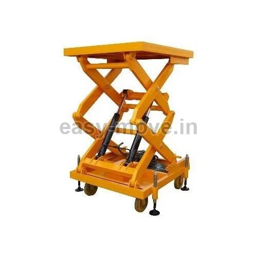 Yellow Polished Mild Steel Hydraulic Lift Table, For Material Handling