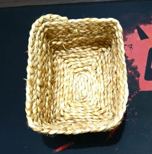 Rectangular Raw Jute Basket, Feature : Easy To Carry, Eco Friendly, Re-usability, Superior Finish