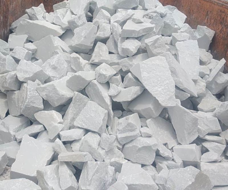 White Dolomite Lumps, For Industrial Use, Packaging Type : Loose