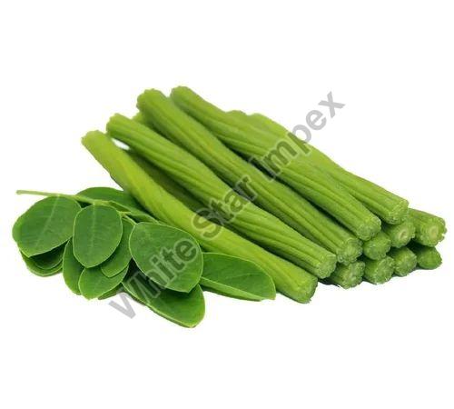 Green Natural A Grade Fresh Drumstick, for Cooking, Feature : Non Harmul, Healthy