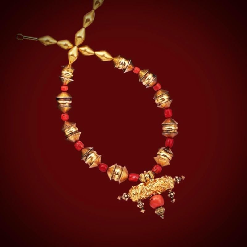 Antique Gold Beads Coral Mala