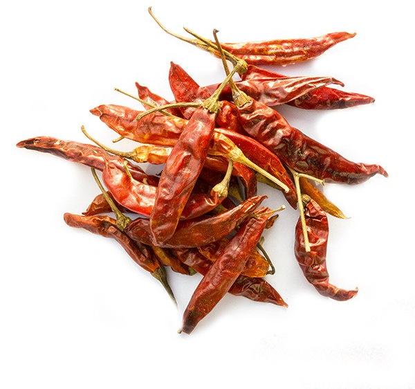 Dried Red Chilli with Stem for Cooking, Making Sauce