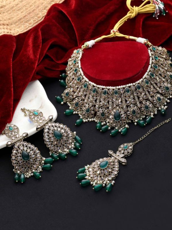 Blooming Beauty Reverse Ad Mehndi Plated Choker Necklace Set