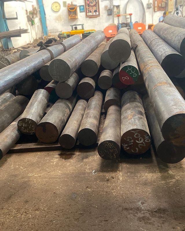 Non Poilshed Carbon Steel Round Bar For Industrial Use