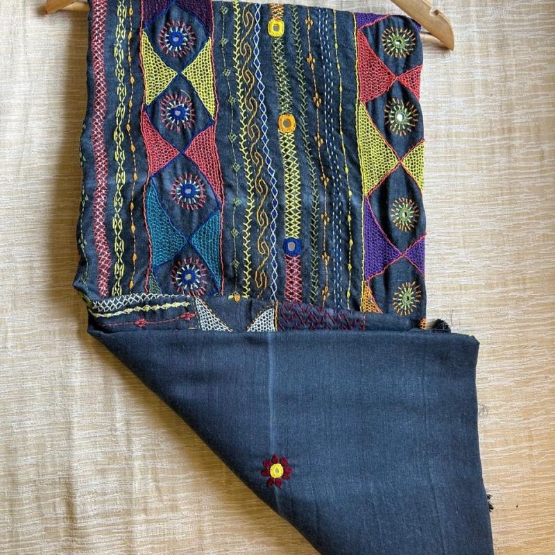 Handloom cotton saree with Lambani hand embroidery-Navy Blue