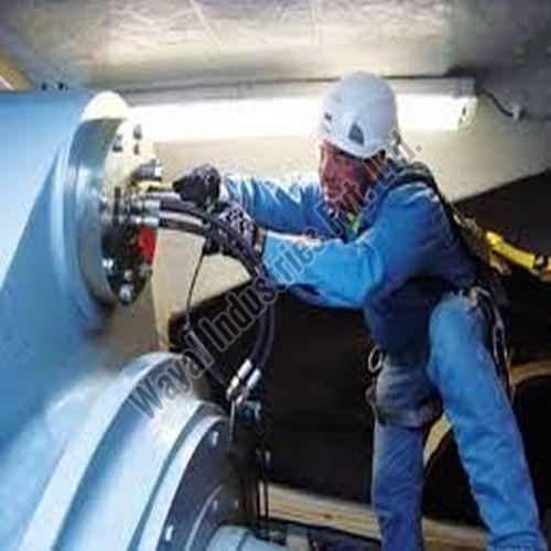 Wind Turbine Oil Change Services