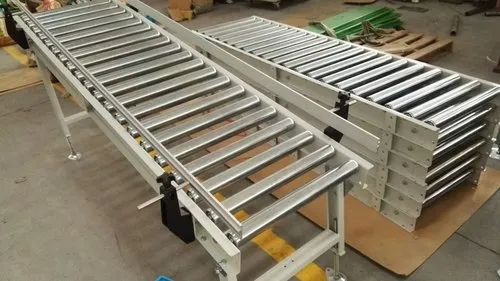 Semi Automatic Stainless Steel Conveyor