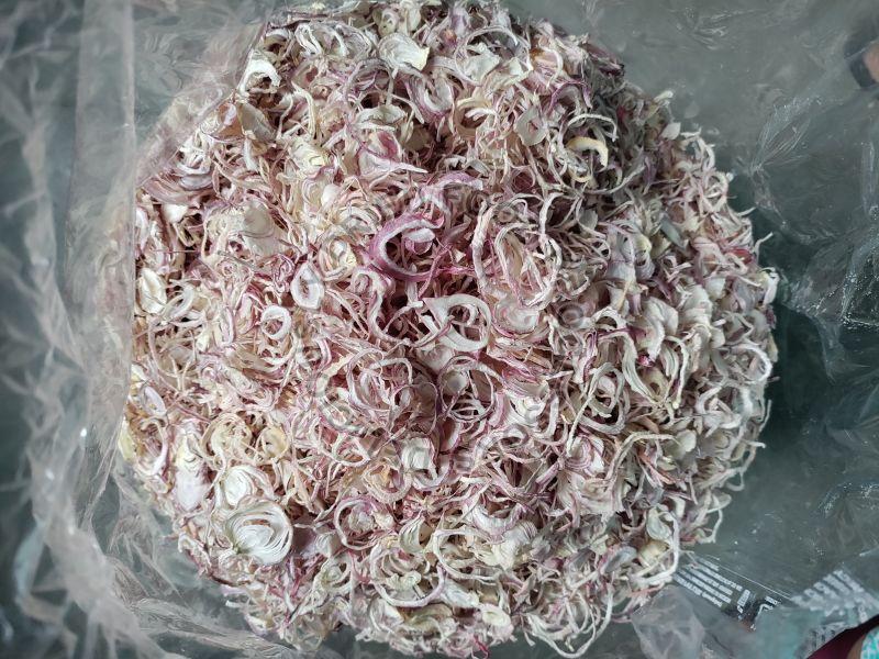 Heat Pump Dried Natural Dehydrated Red Onion Flakes, State Of Origin : Maharashtra