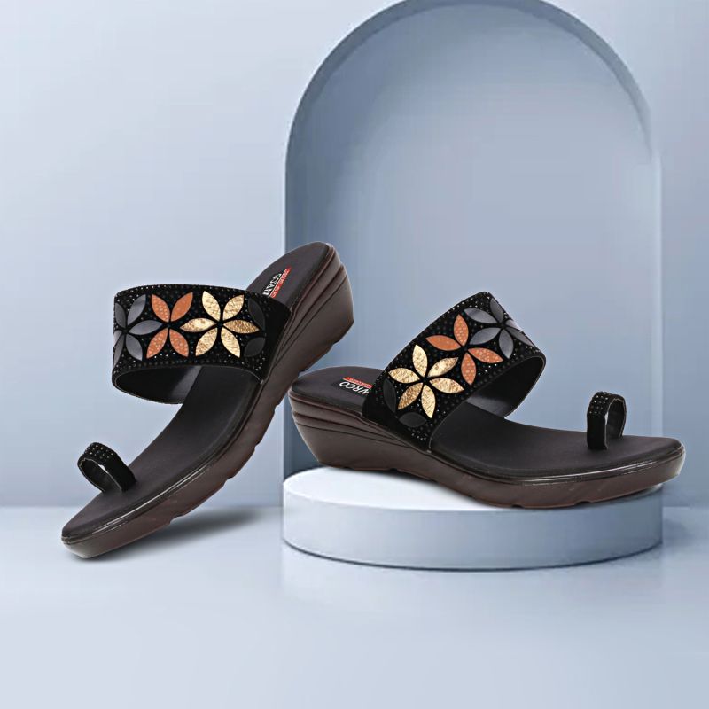 Towrco Ladies Kolhapuri Slippers, Outsole Material : Rubber