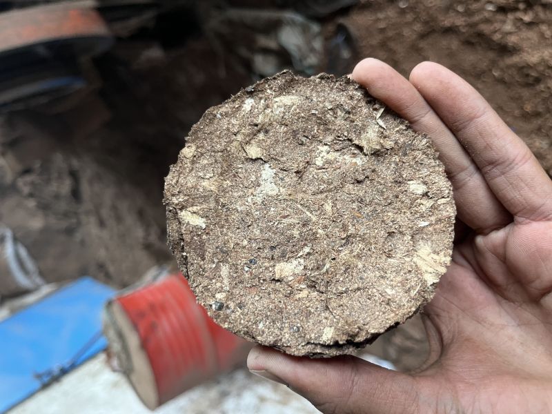 90mm Saw Dust Briquettes