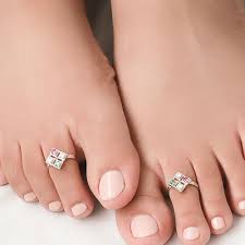 Diamond Toe Rings