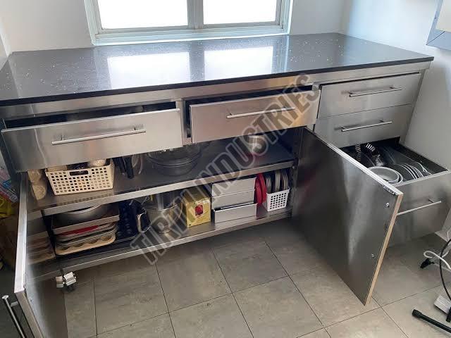 Stainless Steel Modular Kitchen Table