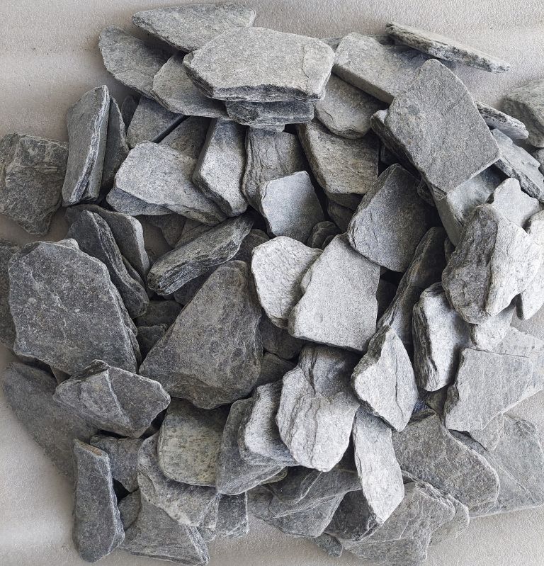 Indian Silver Grey Quartzite Crushed Tumbled Aggregates Paddle Stones Pebbles Landscaping Garden Pla