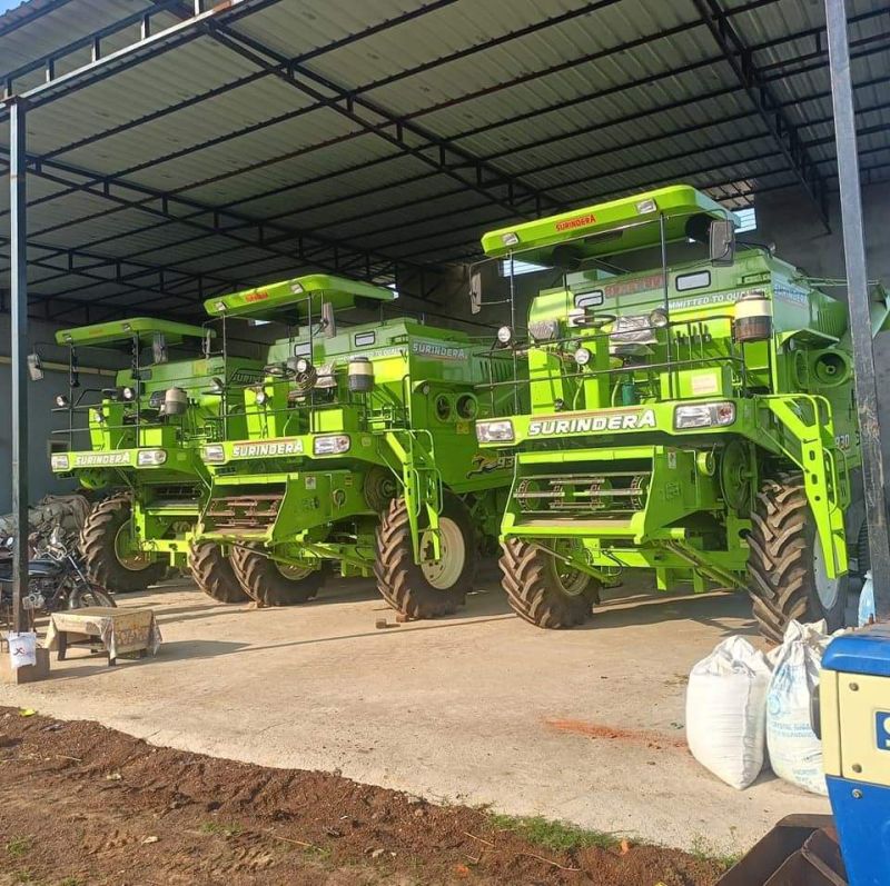 Surindera 930 Leopard Combine Harvester