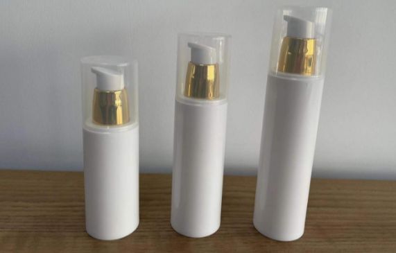 White PP Airless With Golden Pump