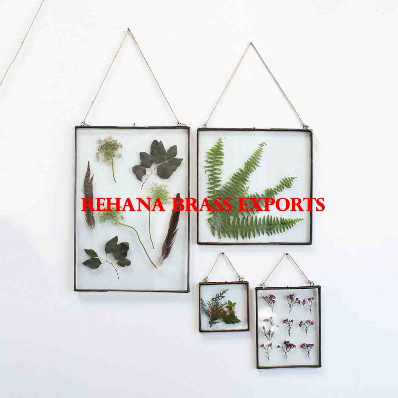 Glass and Metal Floating Hanging Photo Frame For Home Decorations