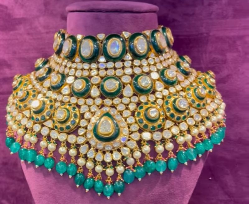 Kundan Jewellery Heavy Necklace Set