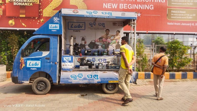 Standees Printing Services