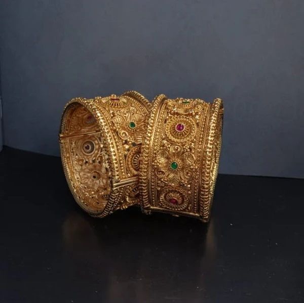 Vasantika Temple Woman Kada