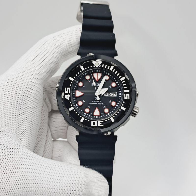 Seiko Prospex Sea Divers 200M Black Dial Black Rubber Strap Swiss Automatic Watch