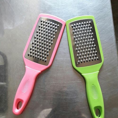 Plastic Kitchen Grater, Color : Assorted