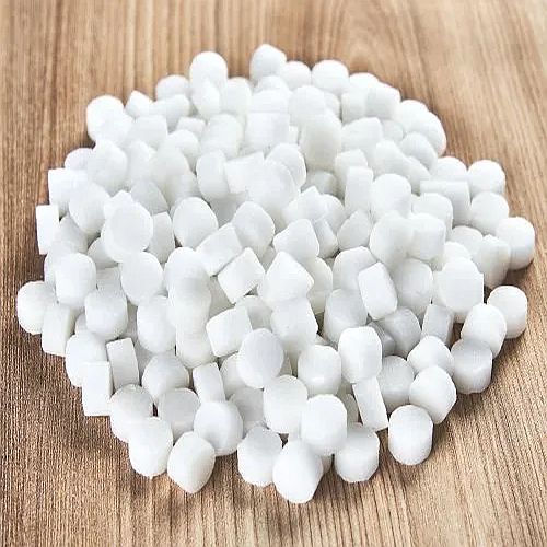 Round Camphor Tablets, Color : White