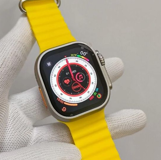 Ultra Titanium Case Edition 49mm Yellow Ocean Band Apple Watch