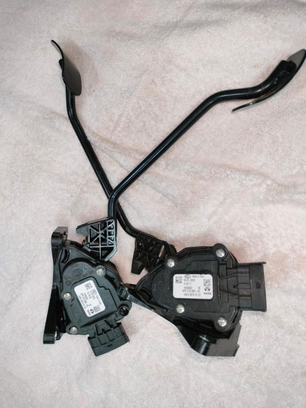 Accelerator Pedal Assembly