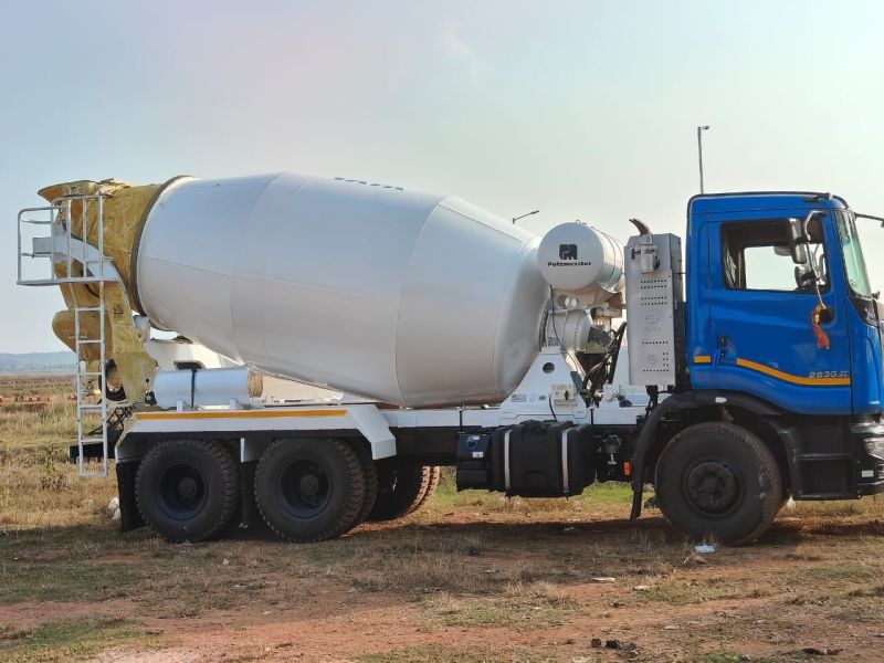 Diesel Engine Transit Concrete Mixer
