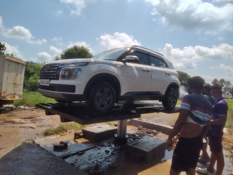 Butterfly 4 Ton Two Post Washing Lift