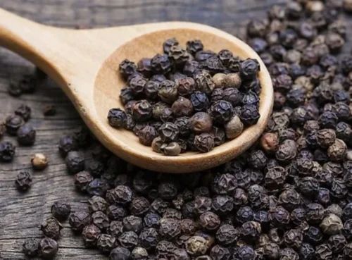 Lampong Bold Black Pepper Seeds