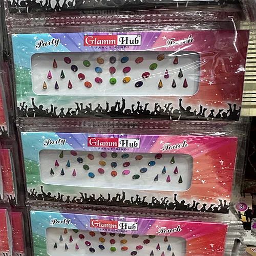 Glamm Hub Party Wear Multi Shape Velvet Bindi