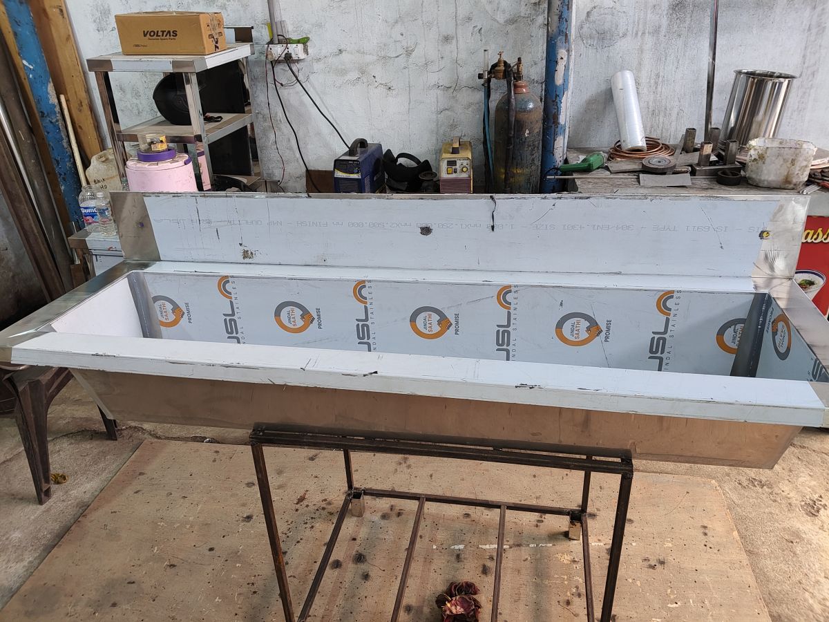 Stainless Steel Wall Mounted Sink Unit