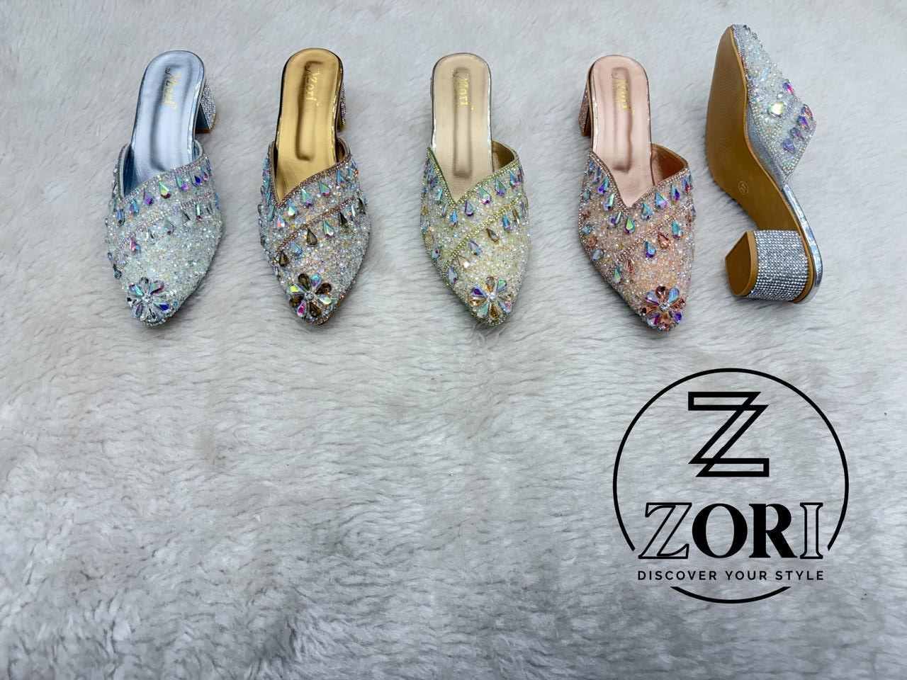 Zari Embellished Royal Jutti