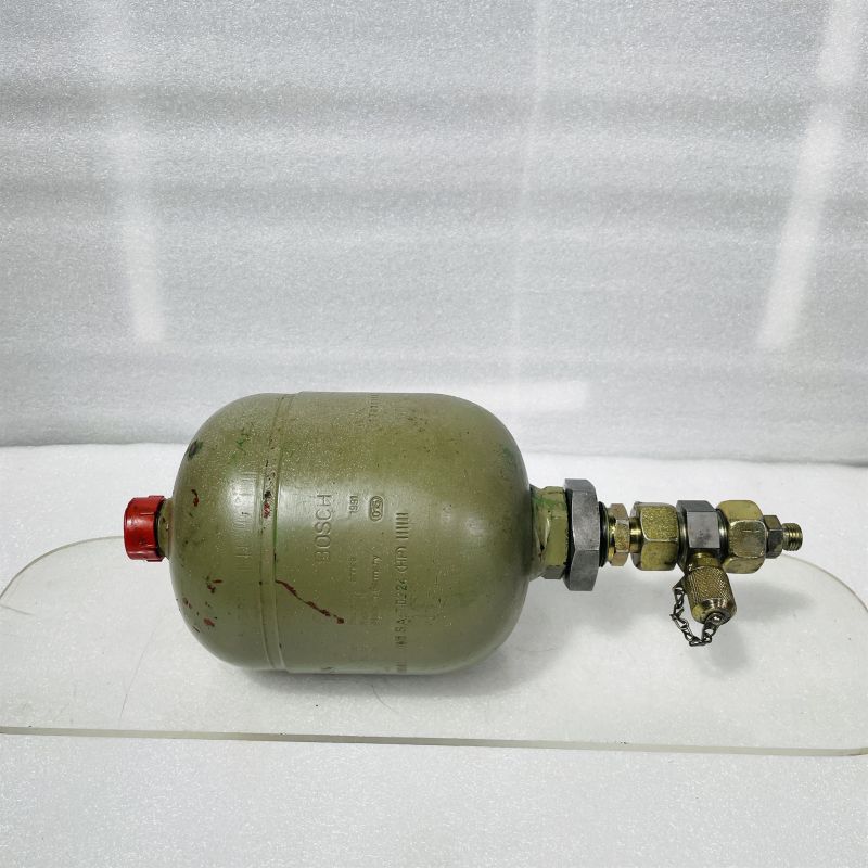 Bosch 0 531 503 424 Hydraulic Diaphragm Accumulator 0531503424