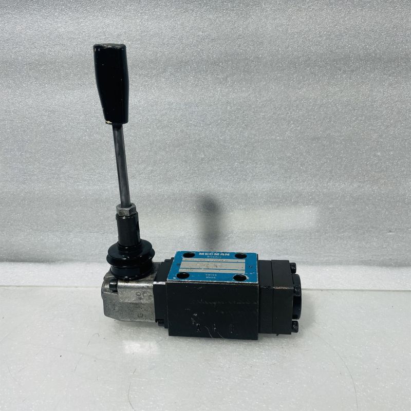 Mecman WL4FZ06CP2M0K60 Manually Operated Directional Valve
