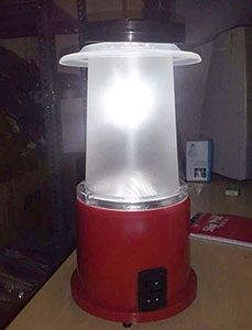 Plastic Solar Lantern for Outdoor Lighting